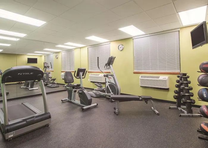 Holiday Inn Express St. Louis Arpt - Maryland Hgts, An Ihg Hotel