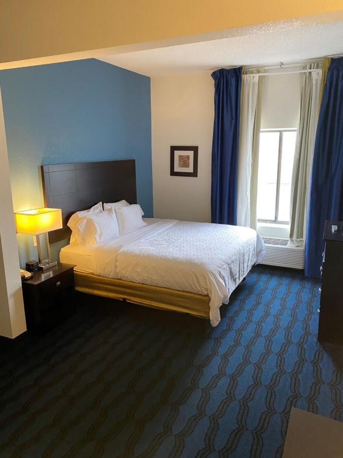 Express St. Louis Arpt - Maryland Hgts, An Ihg 2*