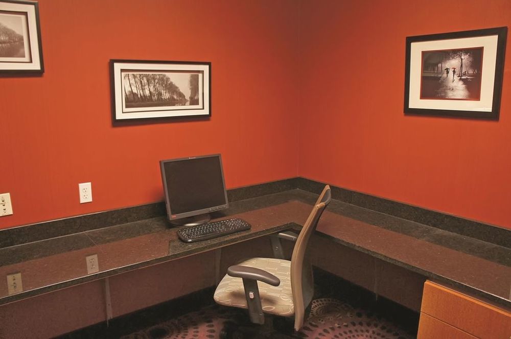 Express St. Louis Arpt - Maryland Hgts, An Ihg Maryland Heights