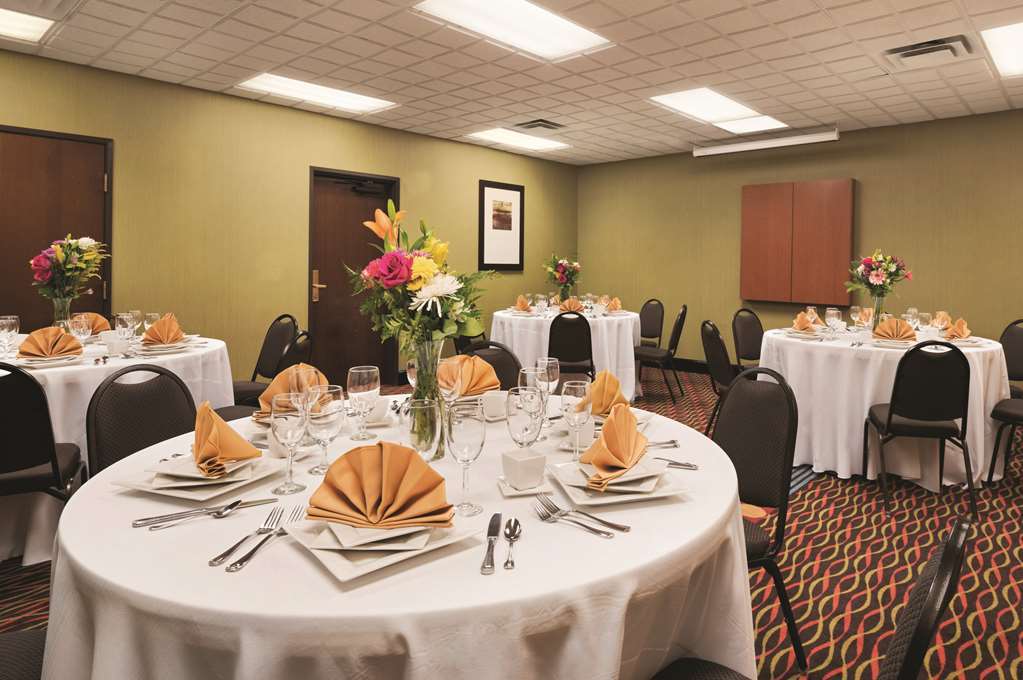 Express St. Louis Arpt - Maryland Hgts, An Ihg Hotel Maryland Heights