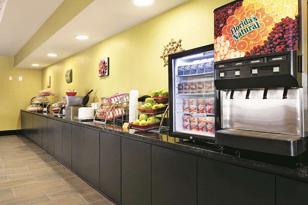 Holiday Express St. Louis Arpt - Maryland Hgts, An Ihg Hotel Maryland Heights